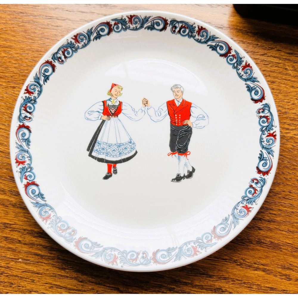 Hardanger Dancers by Figgjo Norway Salad/Dessert Plate 8"